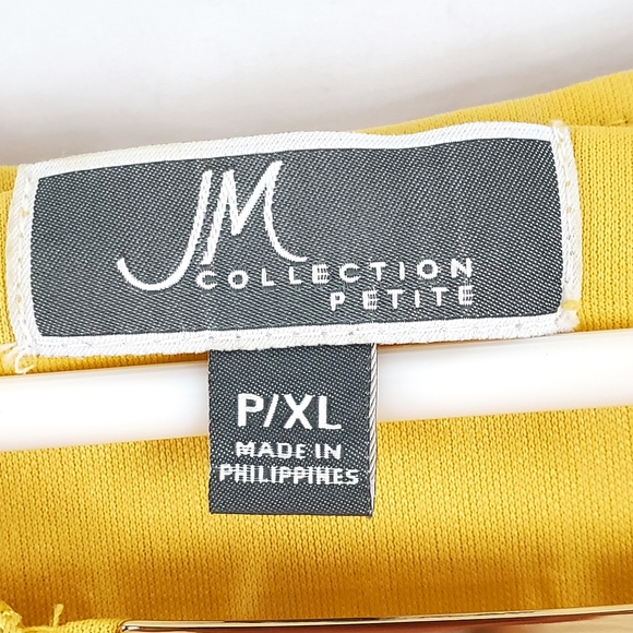 JM Collection Crochet-Lace Keyhole Yellow Top - Picture 5 of 5